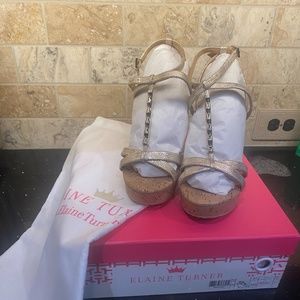 ELAINE TURNER Gold Lizard “Kristin” Cork Wedges (NEVER WORN)